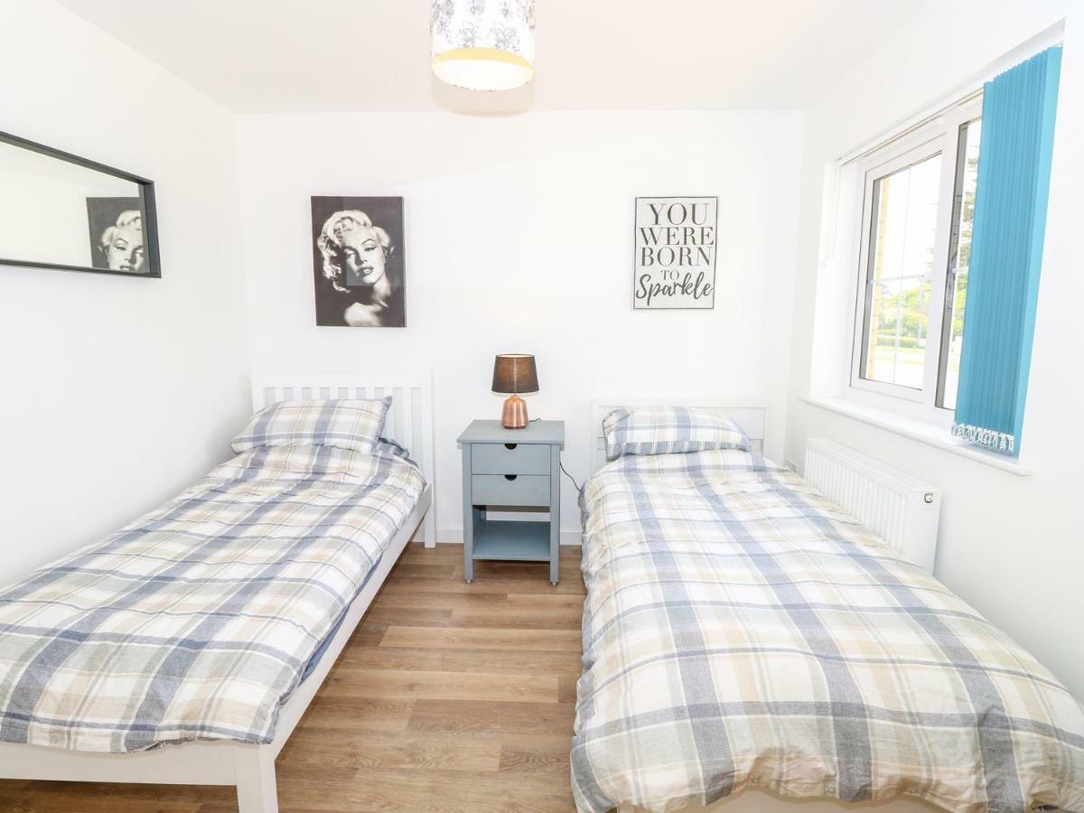 6 Yarmouth Cottages Фрешуотър Екстериор снимка