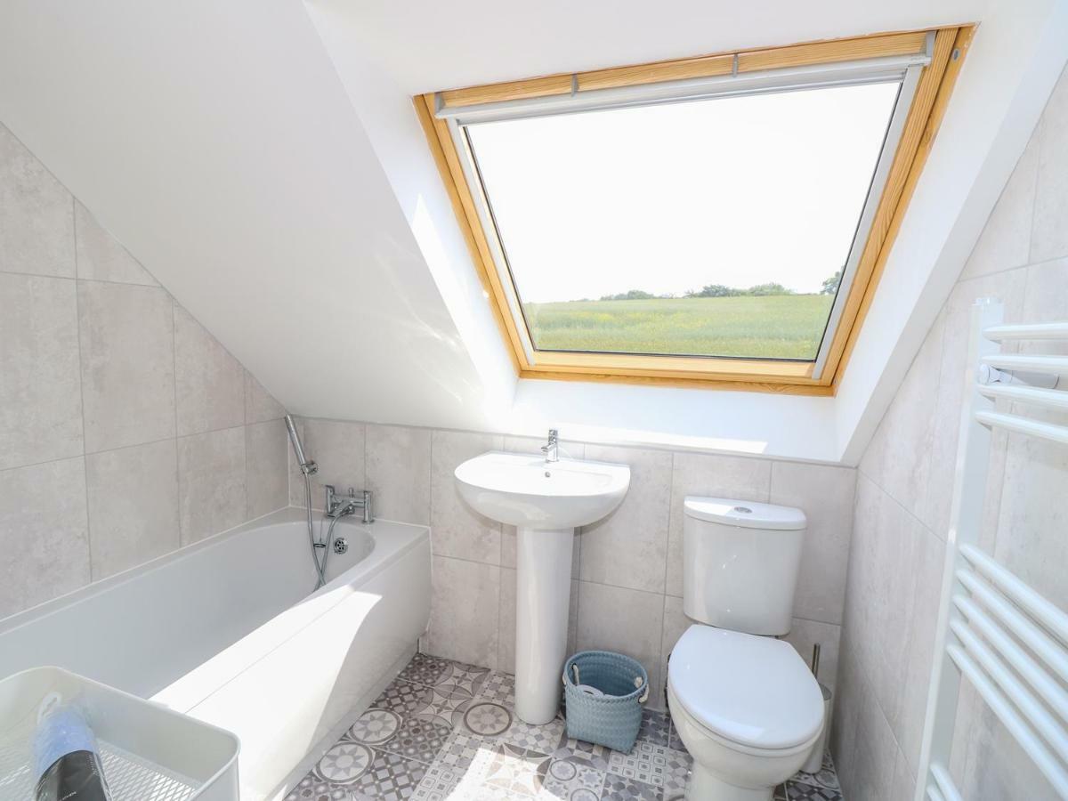 6 Yarmouth Cottages Фрешуотър Екстериор снимка